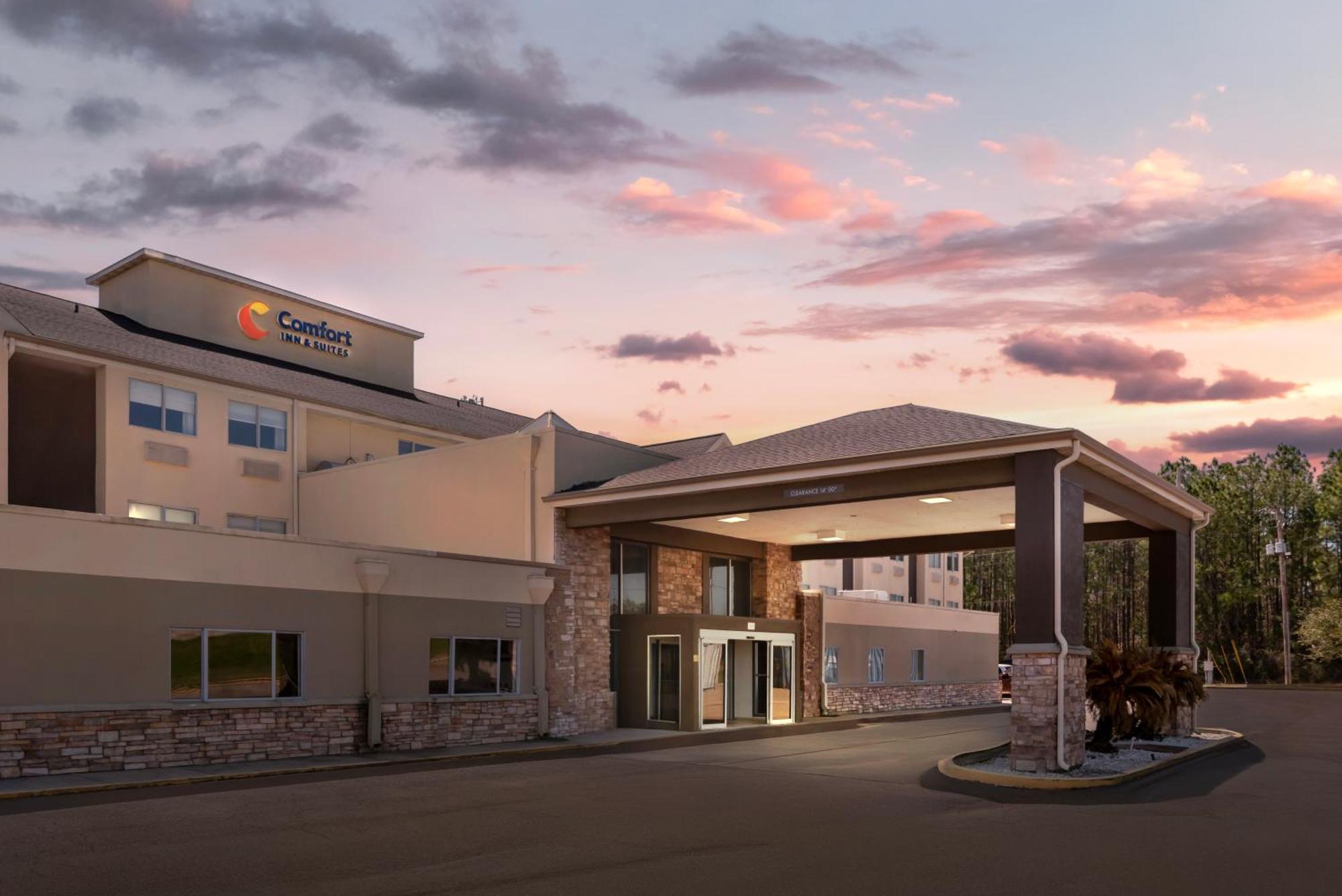 Comfort Inn & Suites Crystal Inn Sportsplex Gulfport Exterior photo